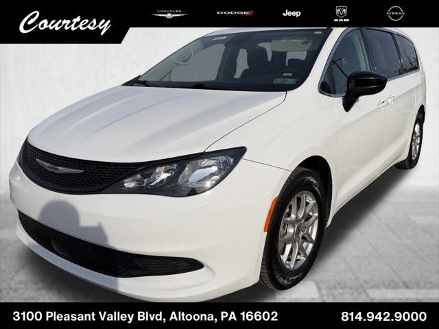 2024 Chrysler Voyager LX