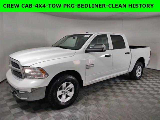2022 RAM 1500 Classic Tradesman Crew Cab 4x4 57 Box