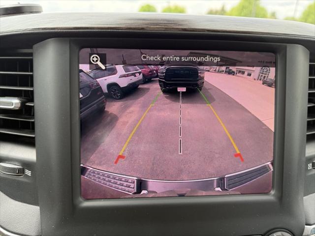 2019 Ram 1500 Laramie Crew Cab 4x4 5'7" Box