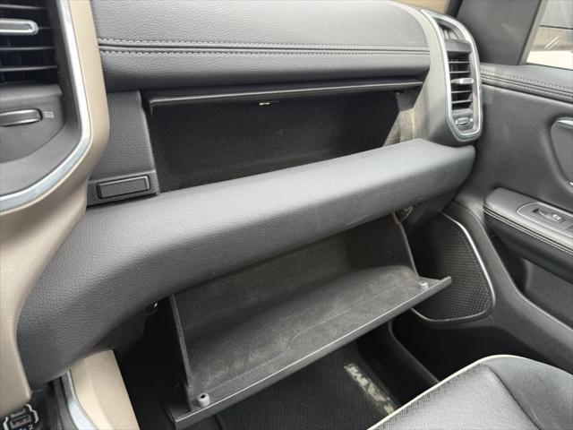 2019 Ram 1500 Laramie Crew Cab 4x4 5'7" Box