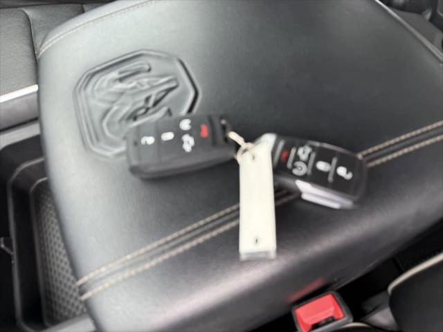 2019 Ram 1500 Laramie Crew Cab 4x4 5'7" Box
