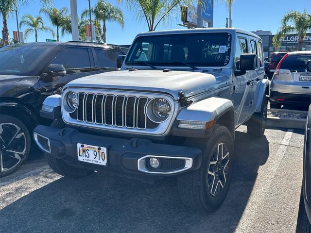 2024 Jeep Wrangler 4-Door Sahara 4x4