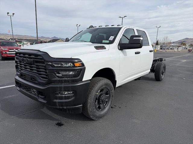 2026 RAM Ram 3500 Chassis Cab RAM 3500 TRADESMAN CREW CAB CHASSIS 4X4 60 CA 2026 RAM Ram 3500 Chassis Cab RAM 3500 TRADESMAN CREW CAB CHASSIS 4X4 60 CA