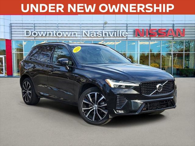 2024 Volvo XC60 B5 Ultimate Dark Theme