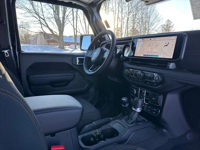 2026 Jeep Gladiator Sport