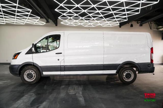 2017 Ford Transit w/60/40 Side Door w/LWB