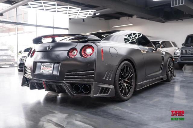 2020 Nissan GT-R Premium Dual-clutch 6-Speed Transmission