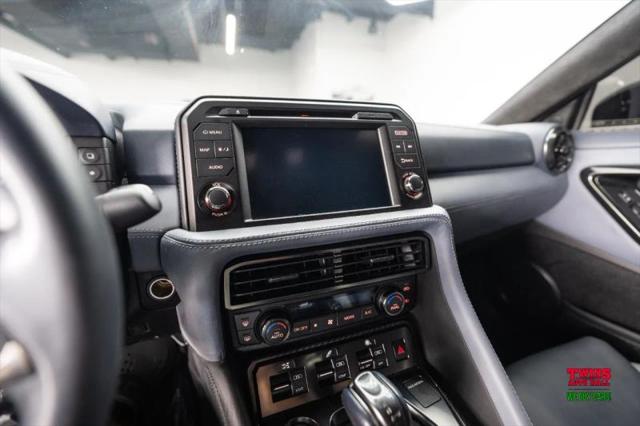 2020 Nissan GT-R Premium Dual-clutch 6-Speed Transmission