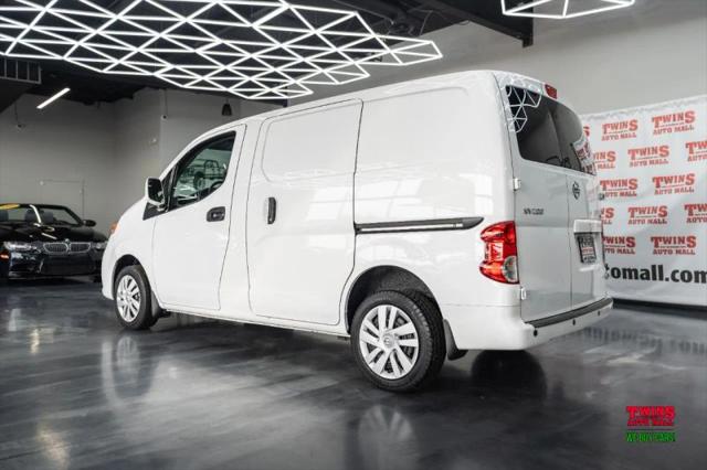 2021 Nissan NV200 Compact Cargo SV Xtronic CVT