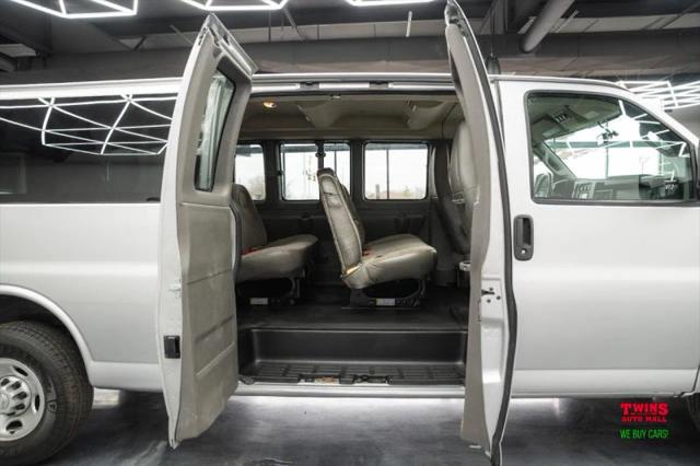 2019 Chevrolet Express LS