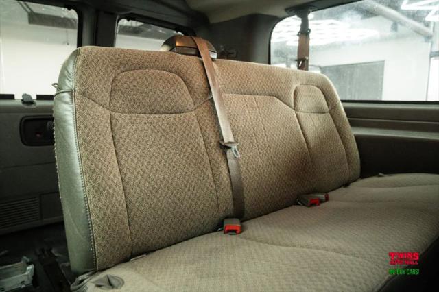 2019 Chevrolet Express LS