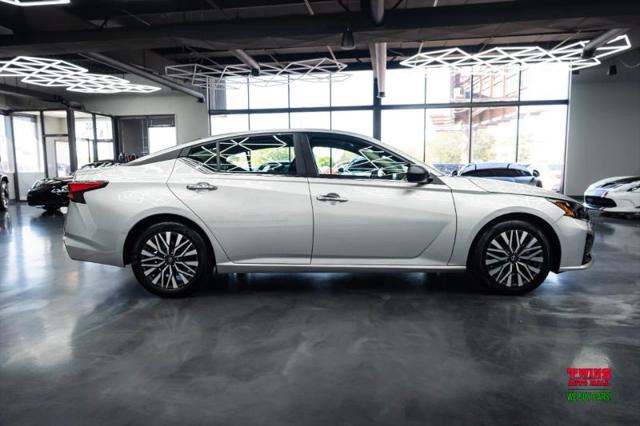 2024 Nissan Altima SV FWD