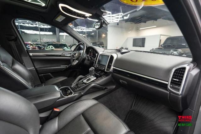 2018 Porsche Cayenne Base