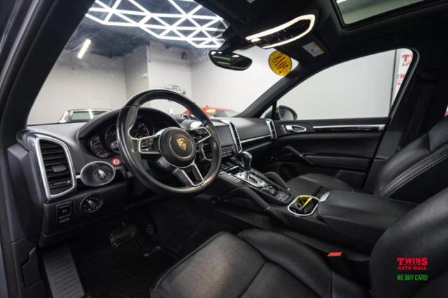 2018 Porsche Cayenne Base