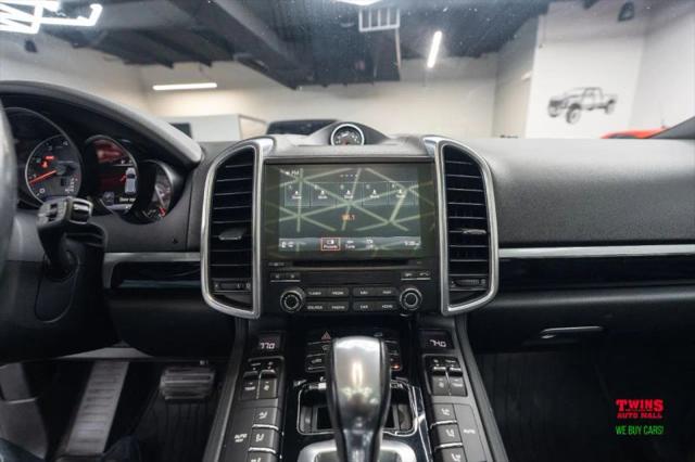 2018 Porsche Cayenne Base
