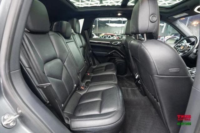 2018 Porsche Cayenne Base