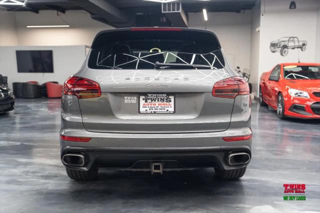 2018 Porsche Cayenne Base