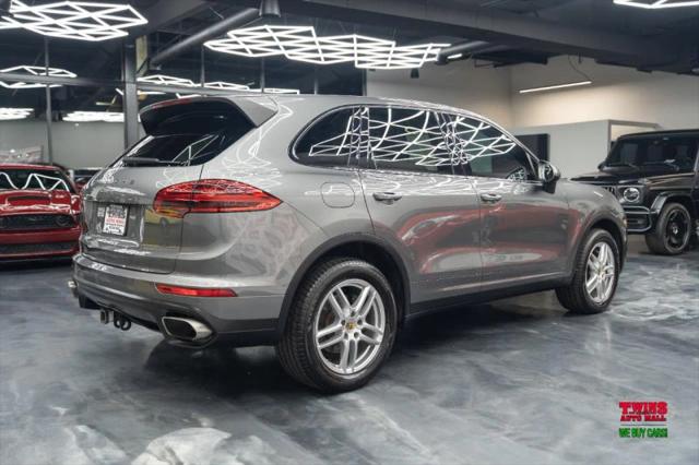 2018 Porsche Cayenne Base