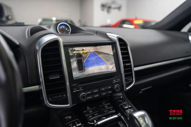 2018 Porsche Cayenne Base