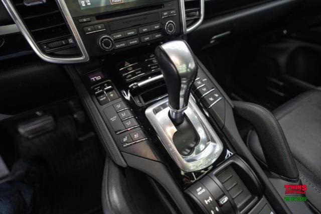 2018 Porsche Cayenne Base