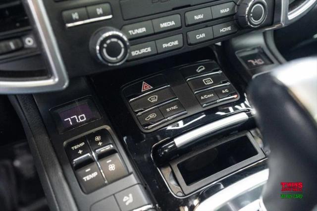 2018 Porsche Cayenne Base
