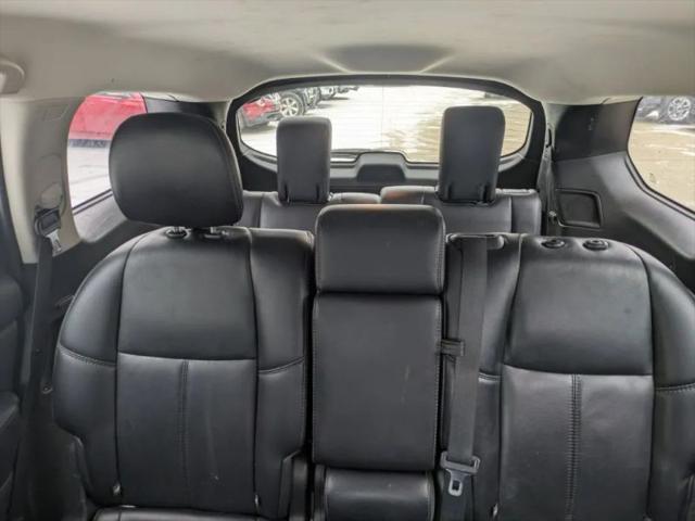 2016 Nissan Pathfinder SL