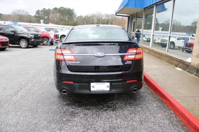 2018 Ford Taurus SEL