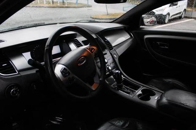 2018 Ford Taurus SEL