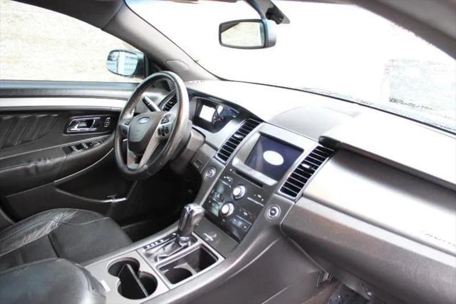 2018 Ford Taurus SEL