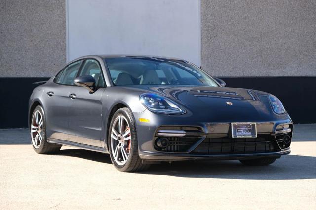 2017 Porsche Panamera Turbo
