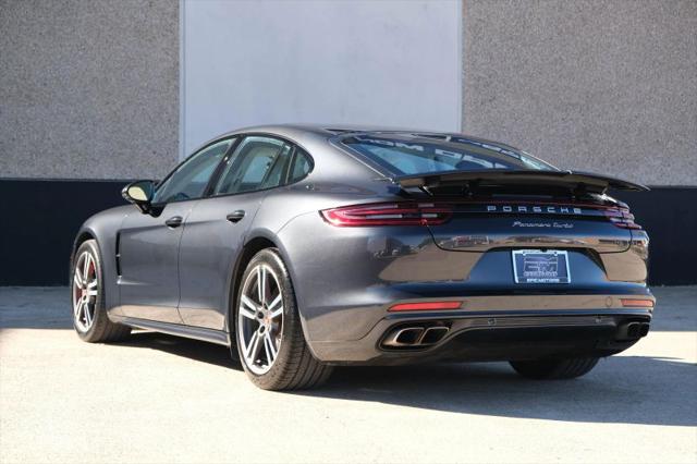 2017 Porsche Panamera Turbo