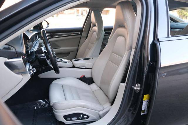2017 Porsche Panamera Turbo