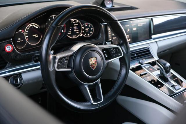 2017 Porsche Panamera Turbo