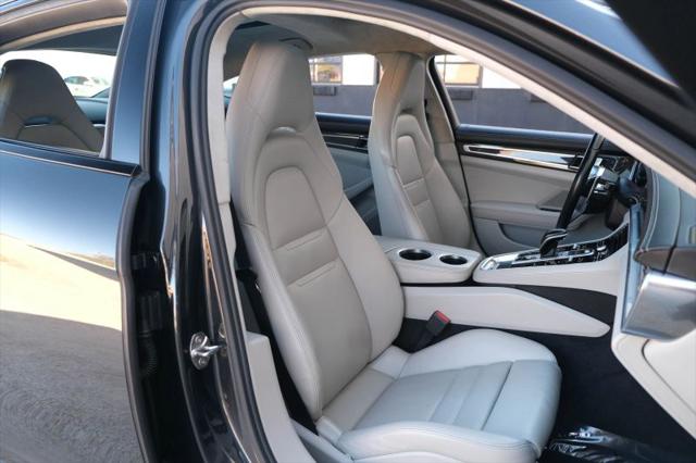2017 Porsche Panamera Turbo