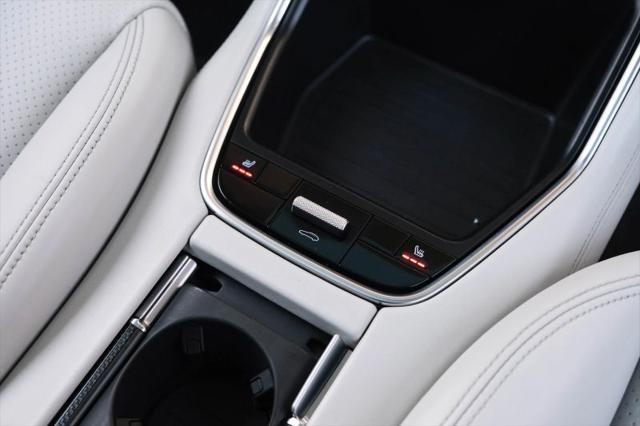 2017 Porsche Panamera Turbo