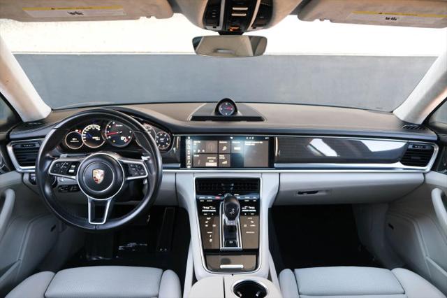 2017 Porsche Panamera Turbo