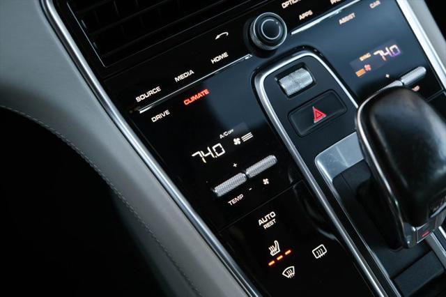 2017 Porsche Panamera Turbo