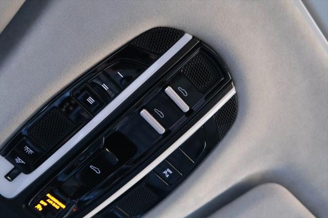2017 Porsche Panamera Turbo