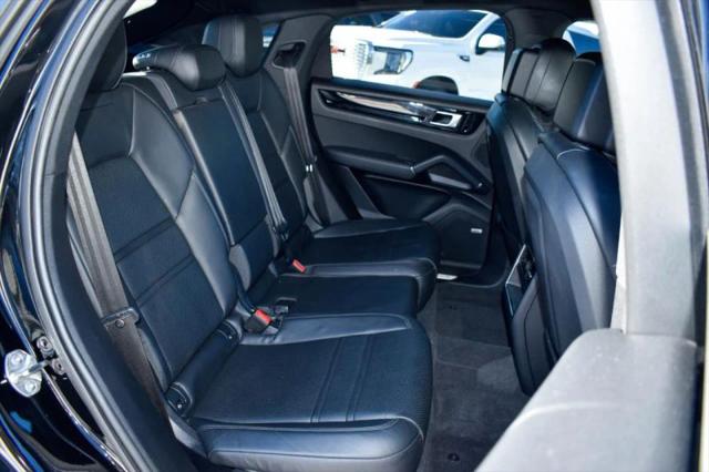 2021 Porsche Cayenne Base