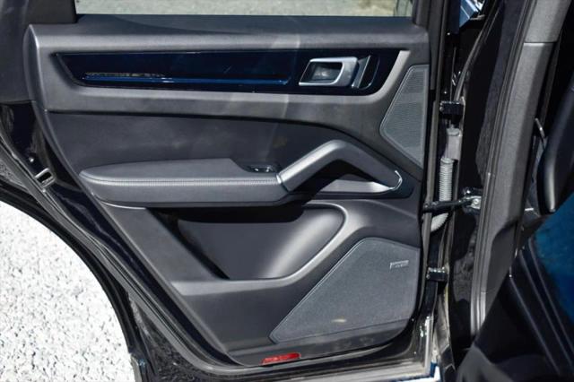 2021 Porsche Cayenne Base