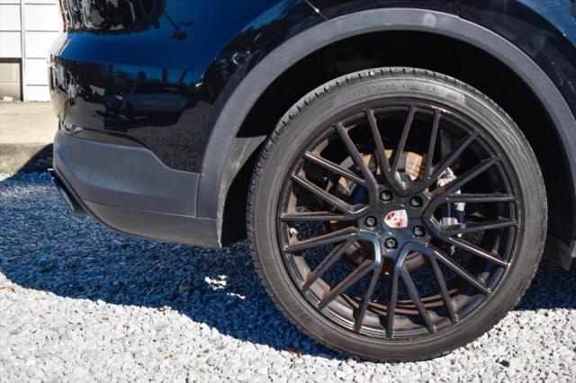 2021 Porsche Cayenne Base