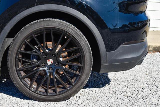 2021 Porsche Cayenne Base