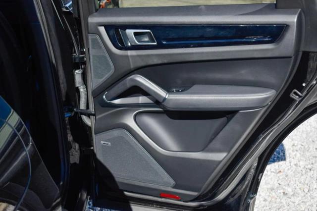 2021 Porsche Cayenne Base