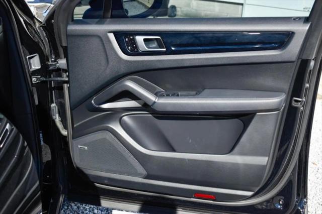 2021 Porsche Cayenne Base