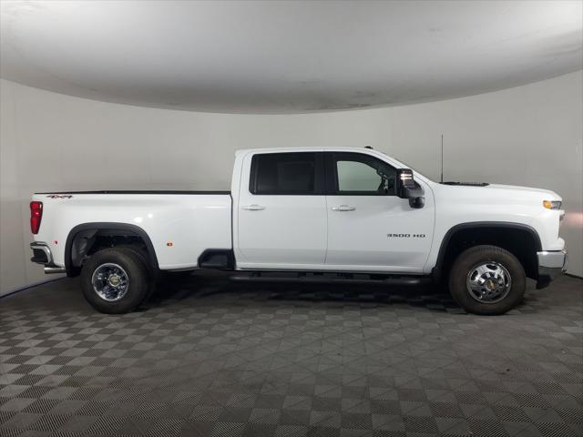 2026 Chevrolet Silverado 3500HD Crew Cab, Long Bed, LT Dual Rear Wheel, RWD