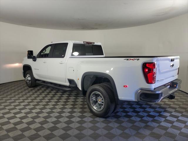 2026 Chevrolet Silverado 3500HD Crew Cab, Long Bed, LT Dual Rear Wheel, RWD