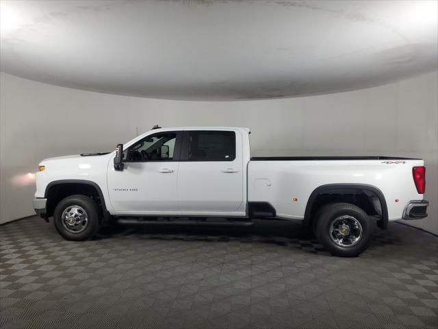 2026 Chevrolet Silverado 3500HD Crew Cab, Long Bed, LT Dual Rear Wheel, RWD