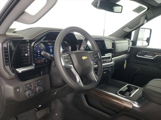 2026 Chevrolet Silverado 3500HD Crew Cab, Long Bed, LT Dual Rear Wheel, RWD