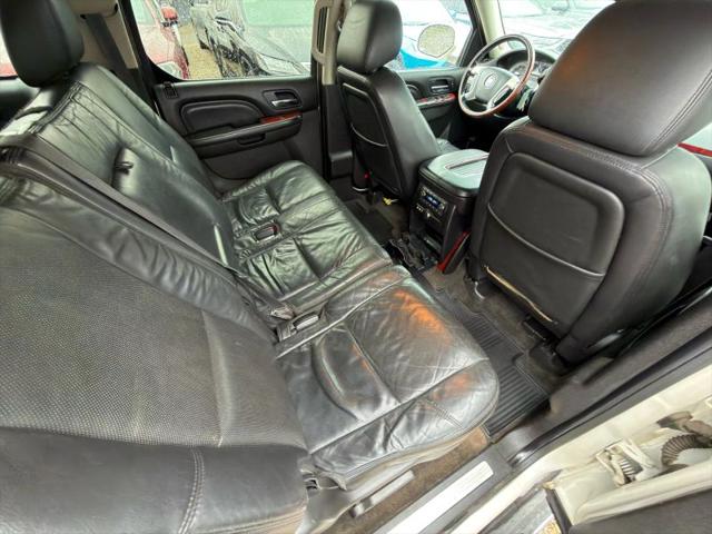 2012 Cadillac Escalade ESV Luxury