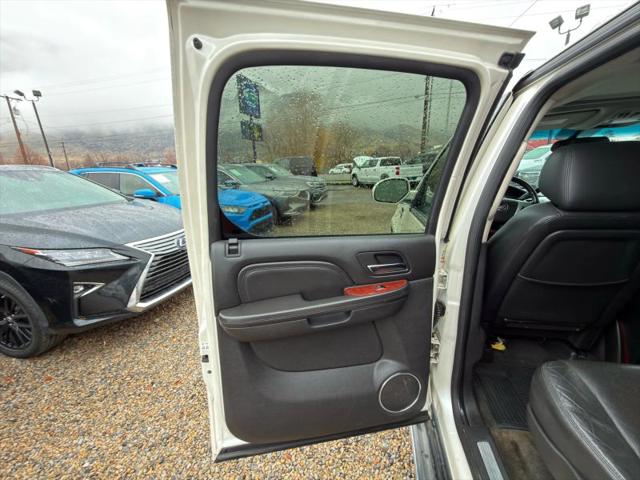 2012 Cadillac Escalade ESV Luxury